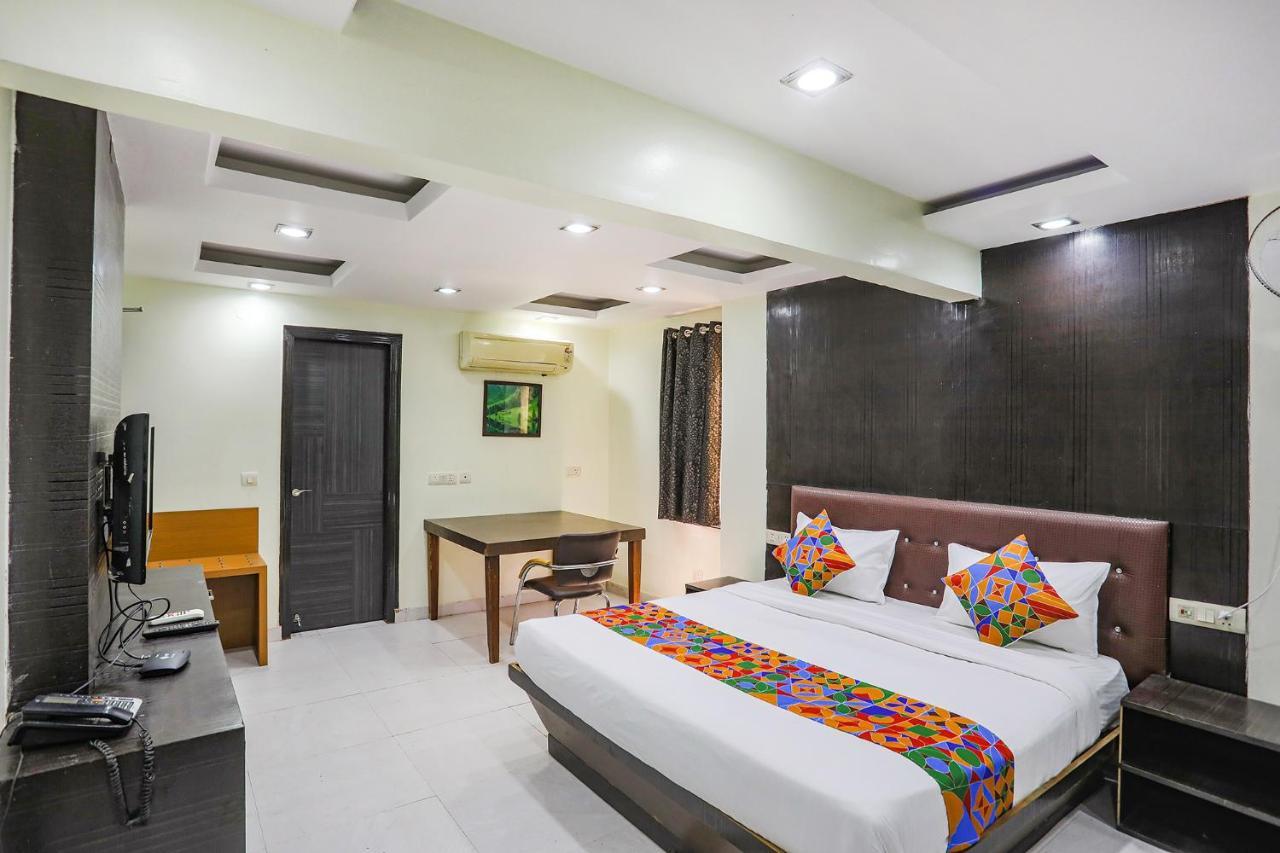 Fabhotel Trio Continental Patel Nagar Νέο Δελχί Εξωτερικό φωτογραφία