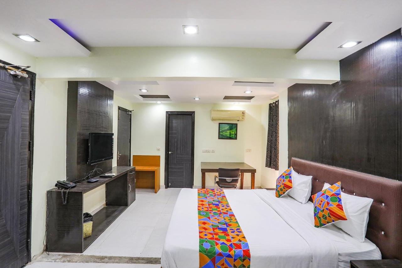 Fabhotel Trio Continental Patel Nagar Νέο Δελχί Εξωτερικό φωτογραφία